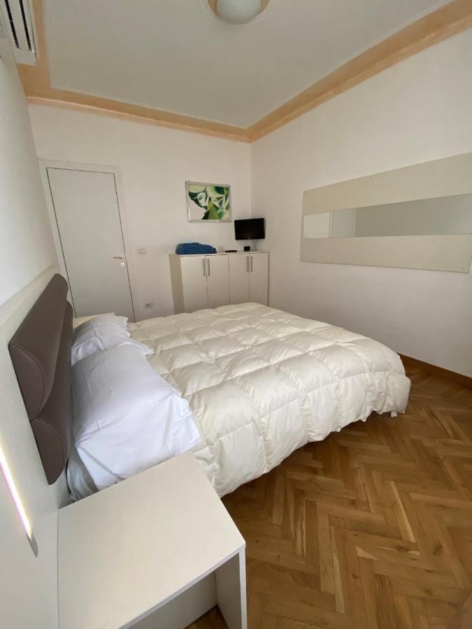 Zeffirino Apartments Санремо Экстерьер фото